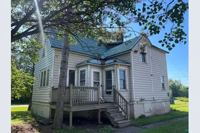 302 South Ave, Two Harbors, MN 55616 - Photo 1
