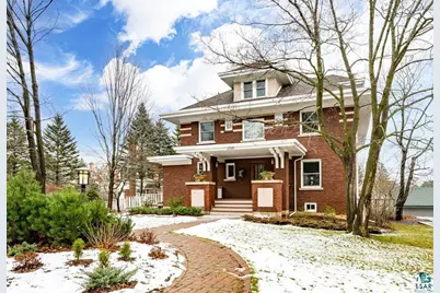 2328 E 3rd St, Duluth, MN 55812 - Photo 1