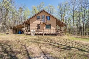 1518 Torgeson Rd, Duluth, MN 55804 - Photo 1