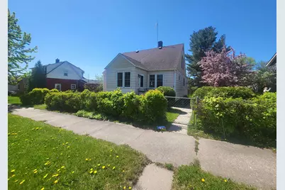 111 E Nebraska Ave, Gilbert, MN 55741 - Photo 1