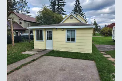 319 16th Ave E, Ashland, WI 54806 - Photo 1