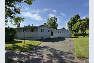 17 Law Dr, Silver Bay, MN 55614 - Photo 1