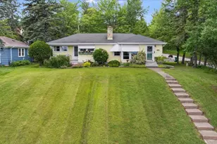 3215 E Superior St, Duluth, MN 55812 - Photo 1