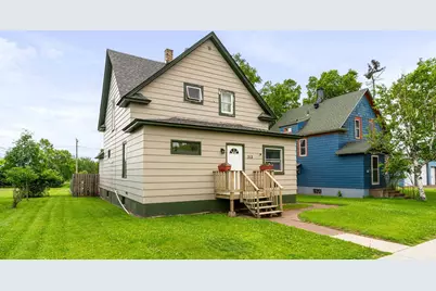 312 South Ave, Two Harbors, MN 55616 - Photo 1