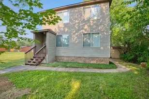 3026 5th Ave E, Hibbing, MN 55746 - Photo 1