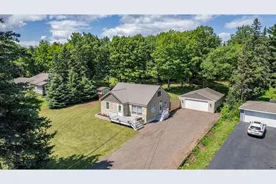 325 E Locust St, Duluth, MN 55811 - Photo 1