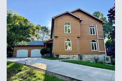 430 Hartley Pl, Duluth, MN 55803 - Photo 1