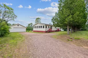 1020 W Bayfield St, Washburn, WI 54891 - Photo 1