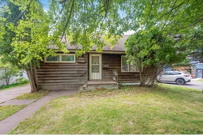 430 E Oxford St, Duluth, MN 55803 - Photo 1