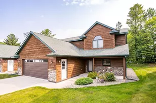 3943 Fountain Gate Dr, Duluth, MN 55811 - Photo 1