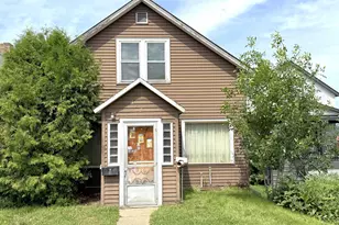 123 W Chapman St, Ely, MN 55731 - Photo 1