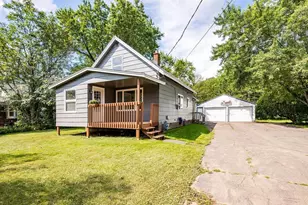 1301 Eklund Ave, Duluth, MN 55811 - Photo 1