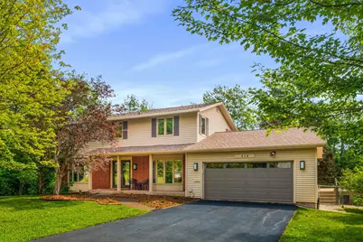 414 Aspen Ln, Duluth, MN 55804 - Photo 1