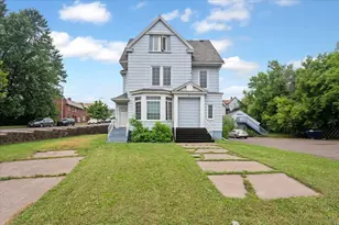 2231 W 3rd St, Duluth, MN 55806 - Photo 1