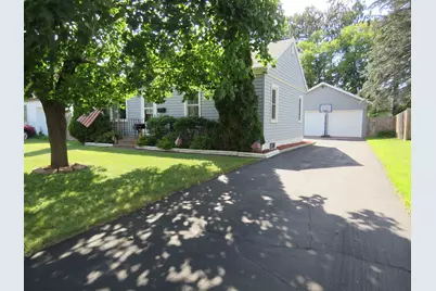 425 17th St, Cloquet, MN 55720 - Photo 1