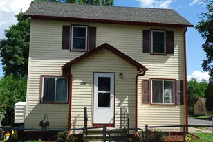 2416 E 3rd Ave, Hibbing, MN 55746 - Photo 1