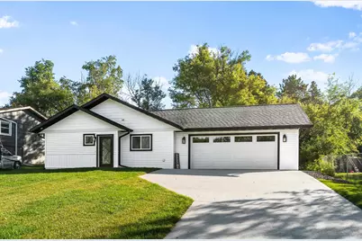 2440 Hutchinson Rd, Duluth, MN 55811 - Photo 1