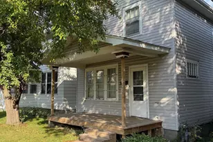 1208 E Ninth St, Duluth, MN 55805 - Photo 1