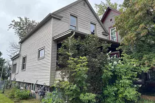 710 E 6th St, Duluth, MN 55805 - Photo 1