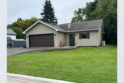 2104 Kelly Ave, Cloquet, MN 55720 - Photo 1