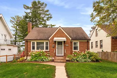 4926 Dodge St, Duluth, MN 55804 - Photo 1