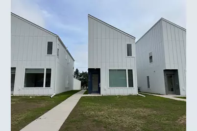 210 S 71st Ave W, Duluth, MN 55807 - Photo 1