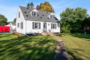 515 Elmwood St, Cloquet, MN 55720 - Photo 1