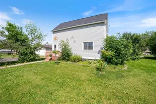 912 Catlin Ave, Superior, WI 54880 - Photo 1