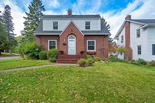 2801 E 1st St, Duluth, MN 55812 - Photo 1