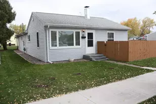 1601 Susquehanna Ave, Superior, WI 54880 - Photo 1