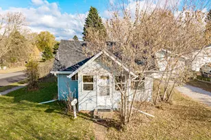 420 22nd St, Cloquet, MN 55720 - Photo 1