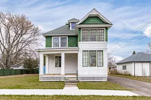 513 15th Ave E, Superior, WI 54880 - Photo 1