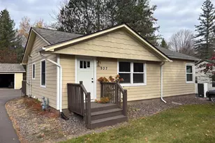 937 W Arrowhead Rd, Duluth, MN 55811 - Photo 1