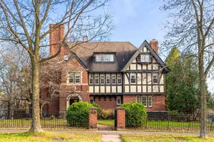 2314 E 5th St, Duluth, MN 55812 - Photo 1