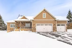 2729 Northridge Dr, Duluth, MN 55811 - Photo 1