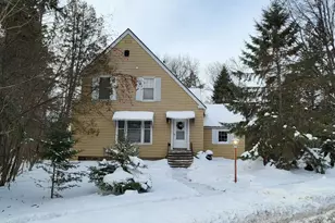 2105 Vermilion Rd, Duluth, MN 55803 - Photo 1