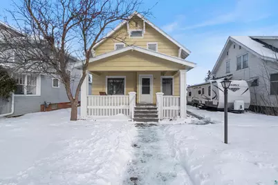915 Lincoln St, Superior, WI 54880 - Photo 1