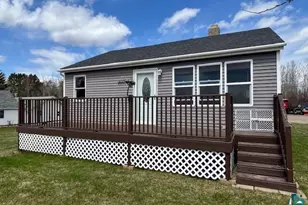 802 NW 3rd St, Chisholm, MN 55719 - Photo 1
