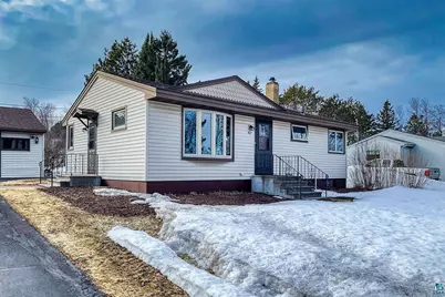 817 Maple Bend Dr, Duluth, MN 55811 - Photo 1