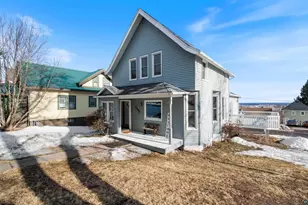 2218 W 11th St, Duluth, MN 55806 - Photo 1