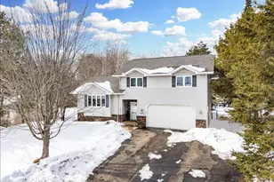 2360 Apple Ridge Dr, Duluth, MN 55811 - Photo 1