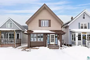 4128 W 4th St, Duluth, MN 55807 - Photo 1