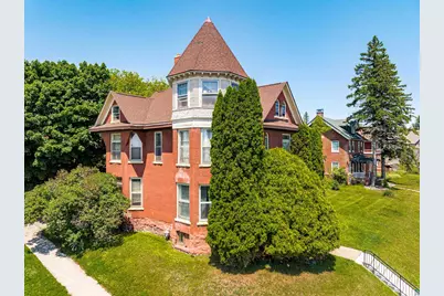 1801 E 4th St, Duluth, MN 55812 - Photo 1