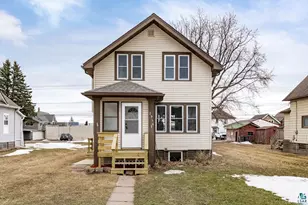 3916 W 4th St, Duluth, MN 55807 - Photo 1