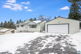 129 Artavia St, Duluth, MN 55811 - Photo 1