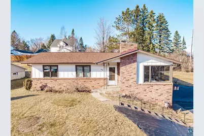 2009 Hutchinson Rd, Duluth, MN 55811 - Photo 1