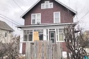 517 N 22nd Ave W, Duluth, MN 55806 - Photo 1