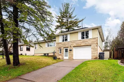 4011 Pitt St, Duluth, MN 55804 - Photo 1