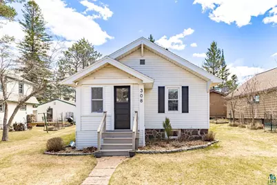 308 Maryland St, Duluth, MN 55803 - Photo 1