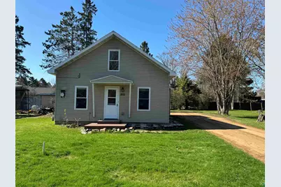 202 1st St NW, Hinckley, MN 55037 - Photo 1